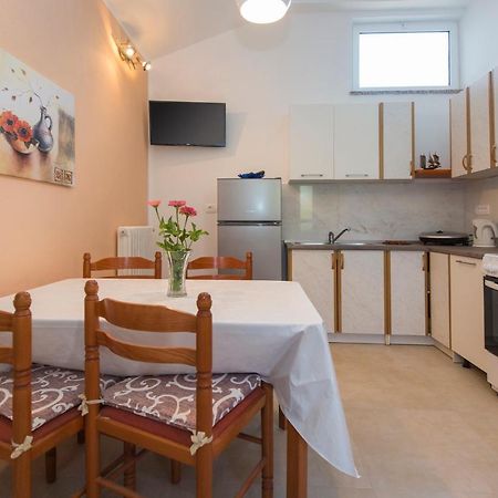 Apartman Ana Лабин Екстер'єр фото